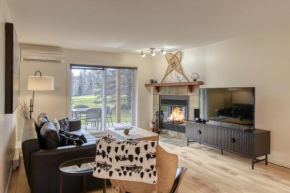 Cozy Chalet on the 9th Hole La Bête Pool Golf